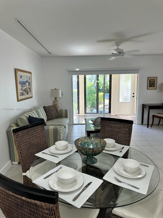 Building Photo - 4150 Jimmy Buffett Mem Hwy