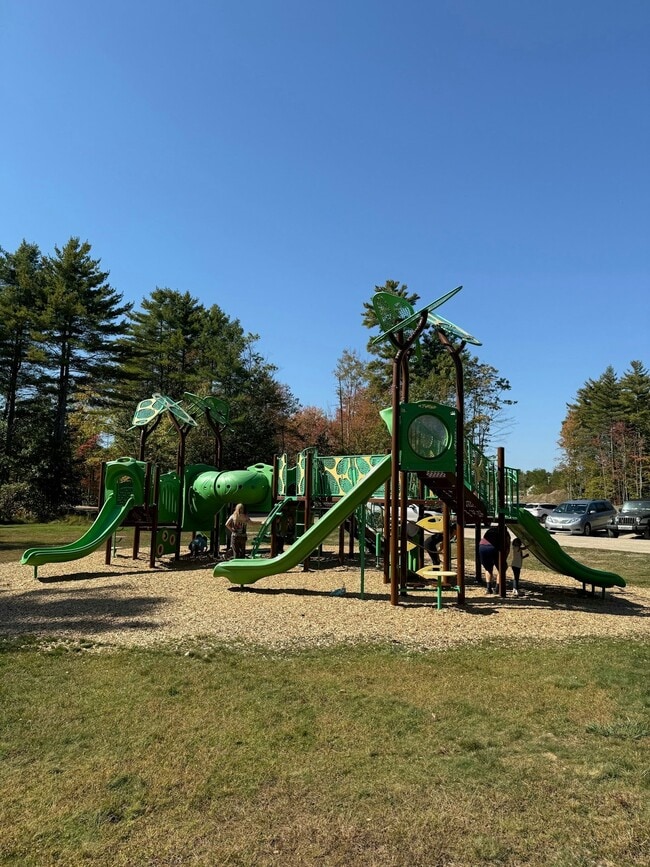 Building Photo - 15 Anglers Rd