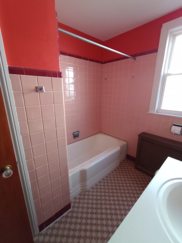 Building Photo - 5260 W Foster Ave