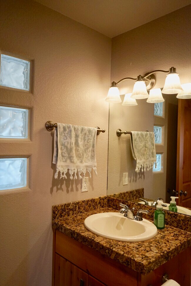 Upstairs bathroom - 27 Crystal Park Rd
