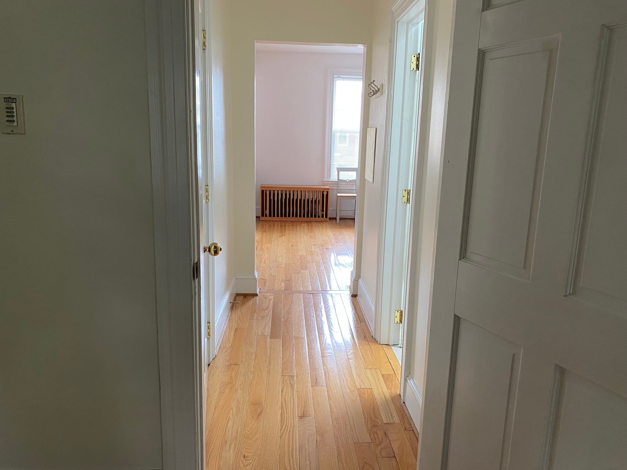 Hallway - 106 Quincy Plz NE