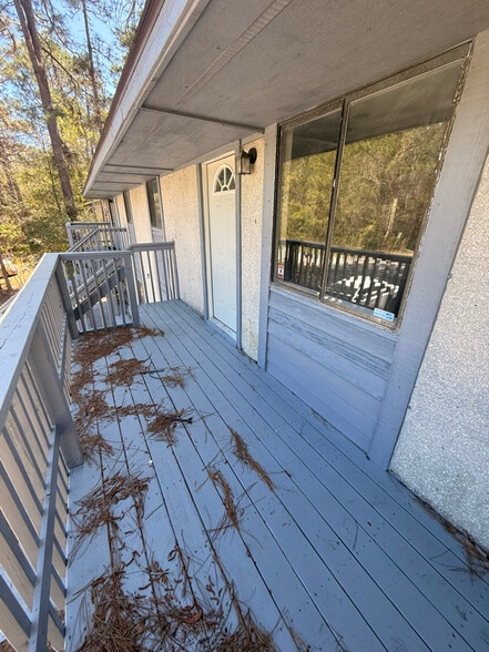 Building Photo - 119 Sea Parc St