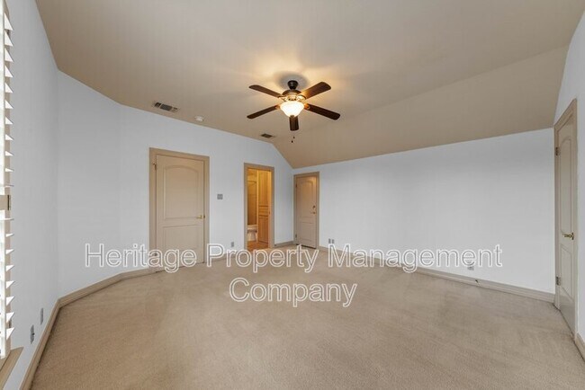 Building Photo - 131 Westcourt Ln