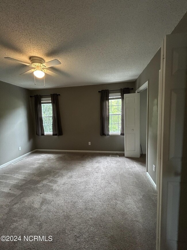 Building Photo - 3827 Sterling Pointe Dr