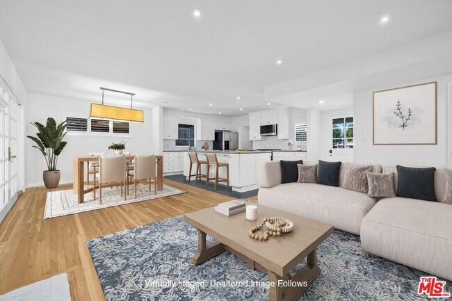 Building Photo - 9344 Valjean Ave