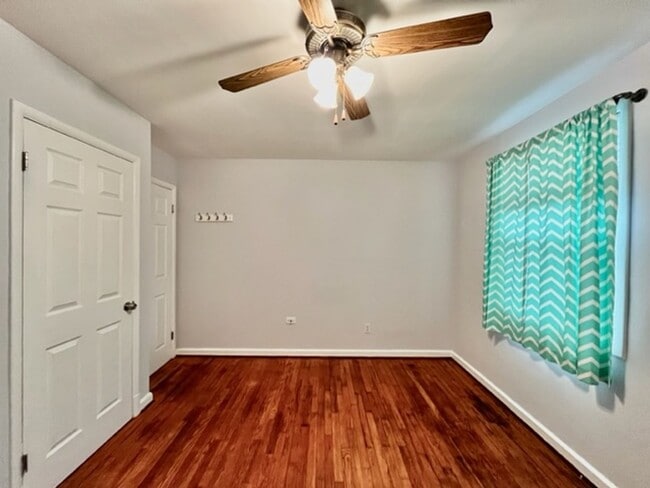 Building Photo - 3700 Woodridge Ave