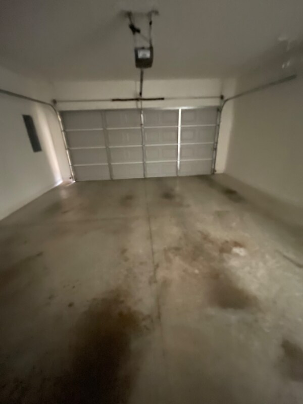 Building Photo - 210 Vanover Ln