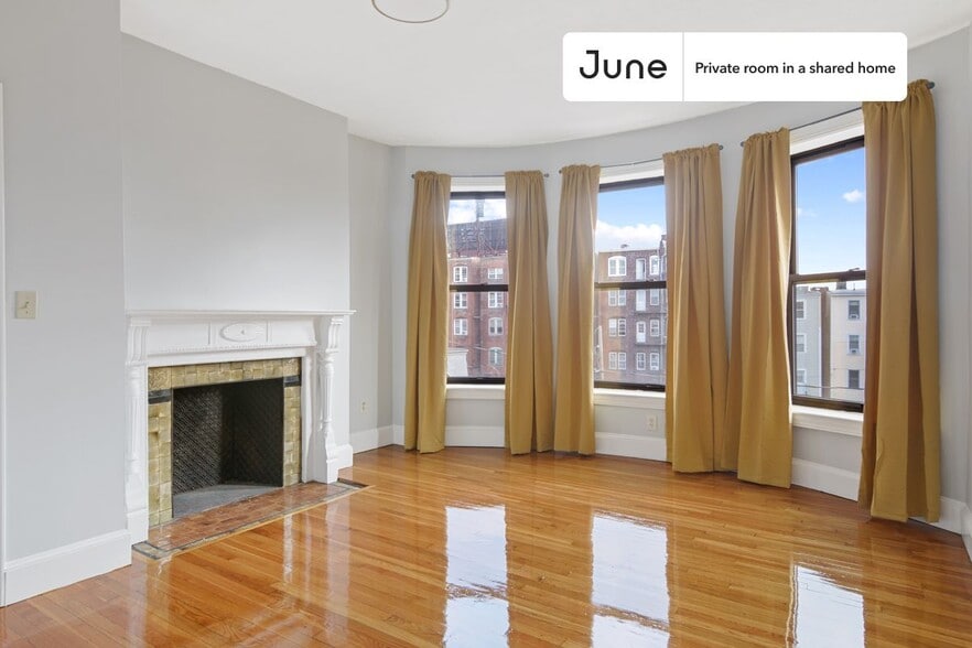 Building Photo - Room in Shared 4 bed/2 bath home in Allston