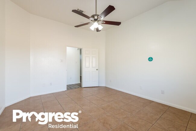 Building Photo - 4030 Jan St