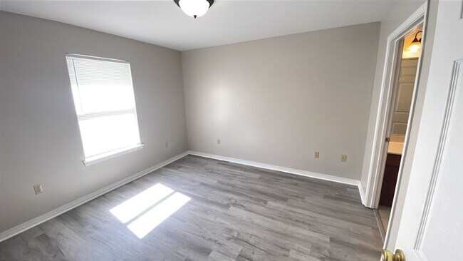 Building Photo - 30 1/2 Street- 4414