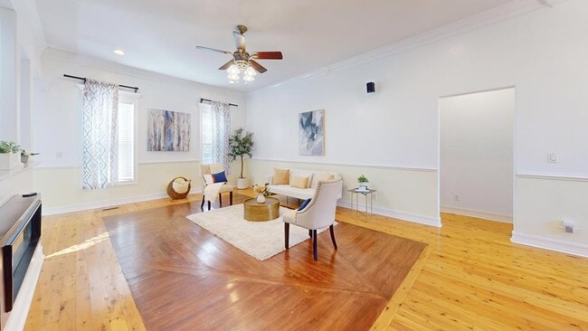 Building Photo - 100 Sweetbriar Lakes Dr