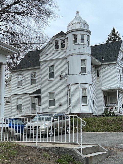 Building Photo - 14 Beacon St