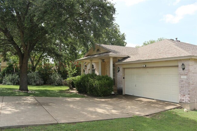 Building Photo - 1811 W Pflugerville Pkwy