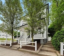 Building Photo - 1314 Chalkstone Ave