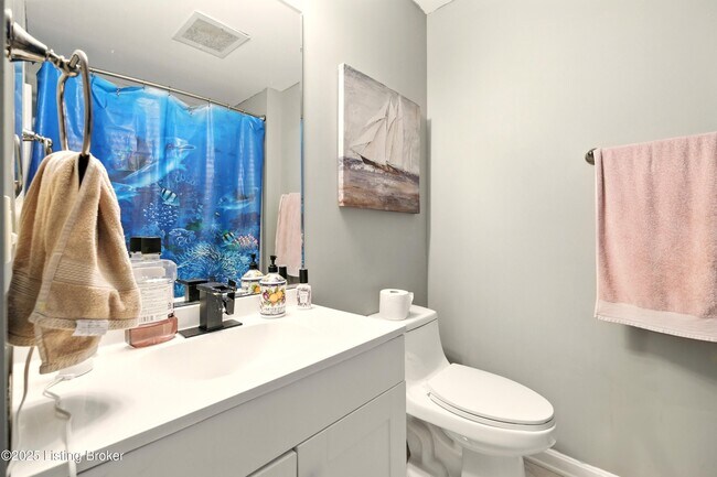 Building Photo - 225 Crescent Hill Pl