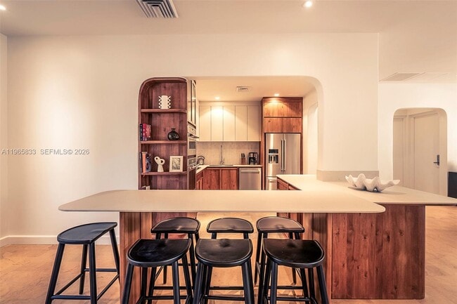 Building Photo - 90 Reserva De Golf