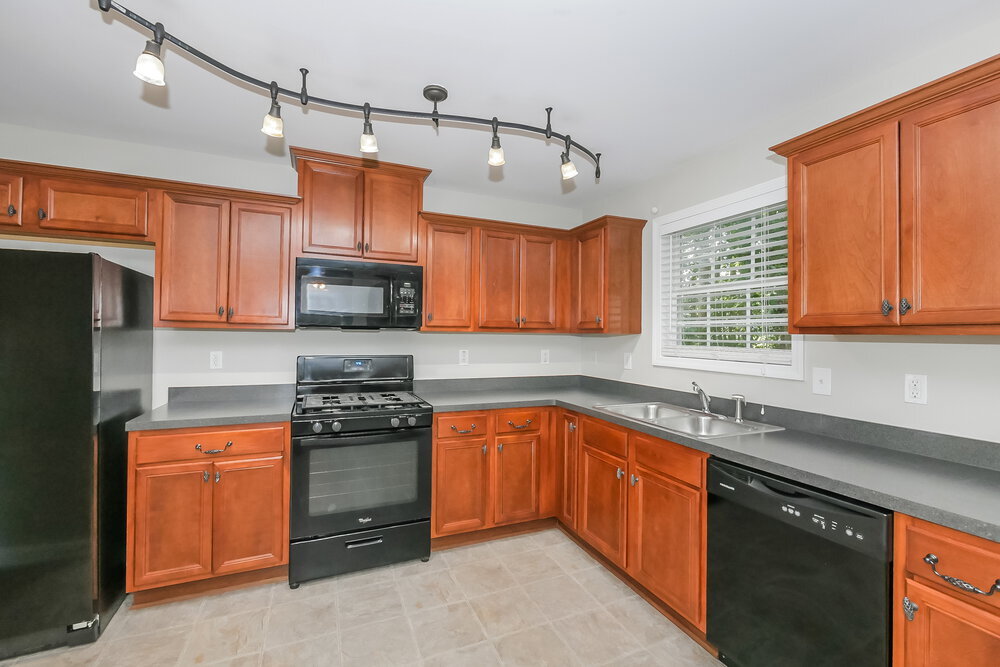 Building Photo - 965 Revere Way