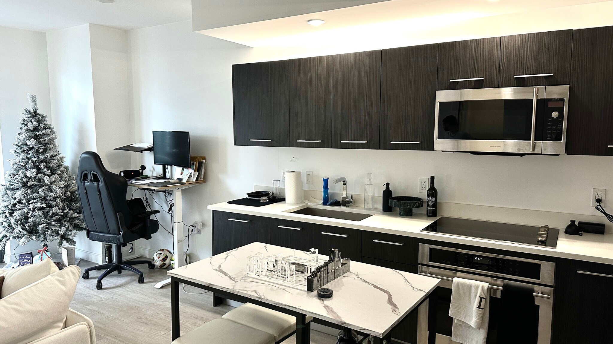 Building Photo - 55 SW 9th St