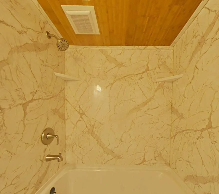 Building Photo - 249 Laurel Ave SW