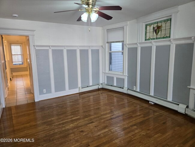 Building Photo - 162 Kearny Ave