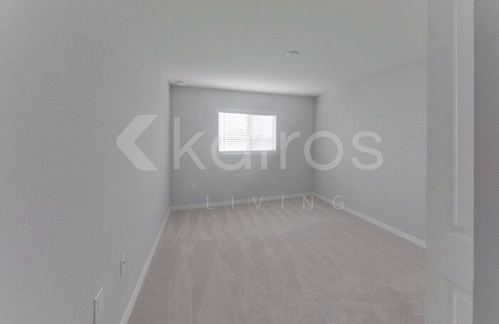 Building Photo - 227 Pennfield St