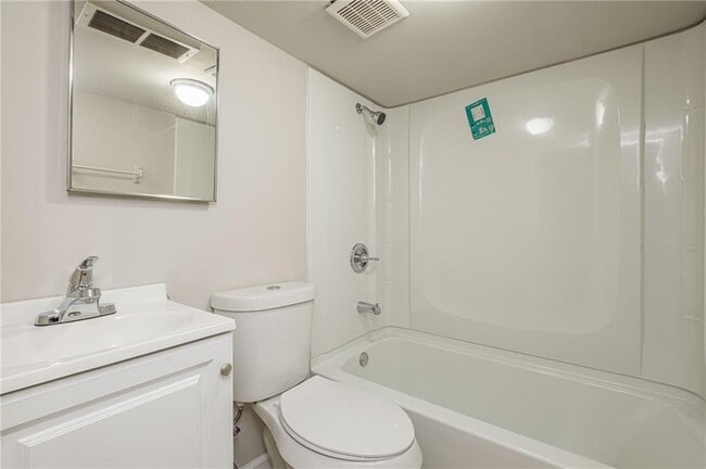 Building Photo - 1798 Dogwood Ct SW