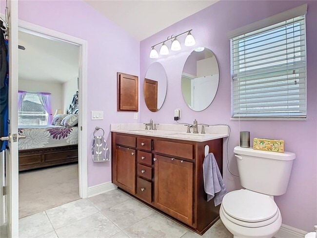 Building Photo - 649 Meadow Pointe Dr