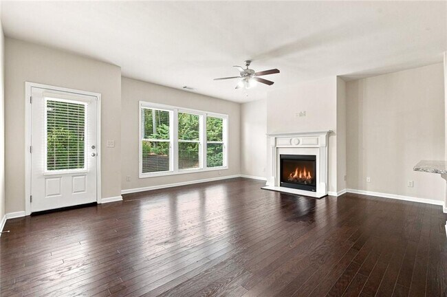 Building Photo - 4615 Woodbine Way