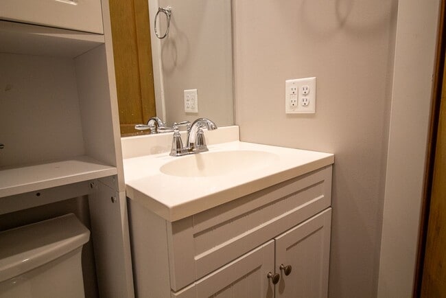 Building Photo - Beautiful 4 Bedroom House for Rent | 54th ...