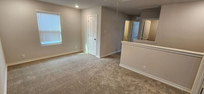 Building Photo - CYPRESS TRAILS OFF PRUE RD - 4-bedroom rental home!