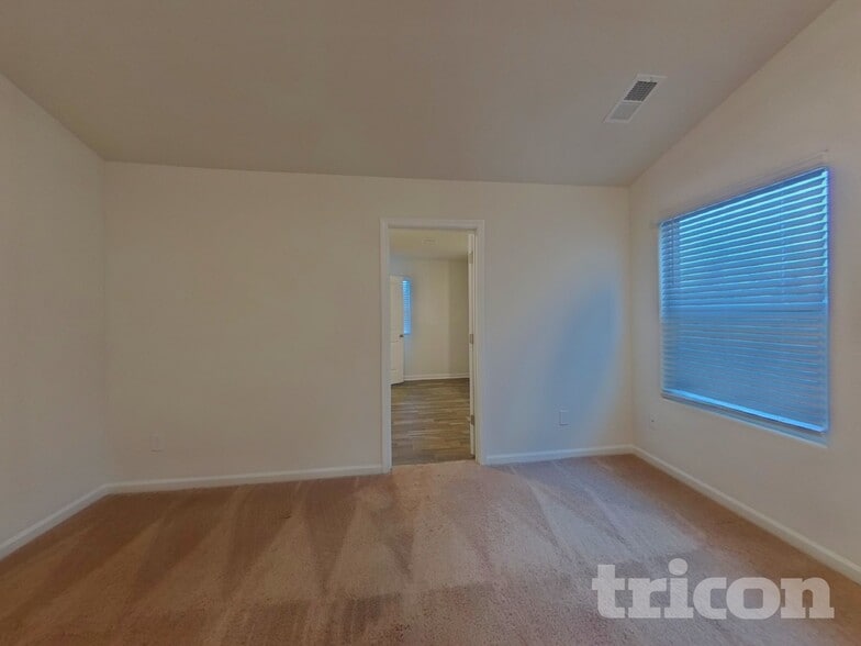 Building Photo - 202 Sundew Rd