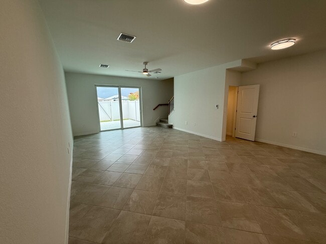 Building Photo - 14995 White Pearl Rd