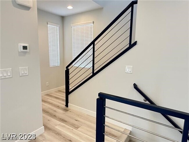 Building Photo - 11611 Earth Stone Ave