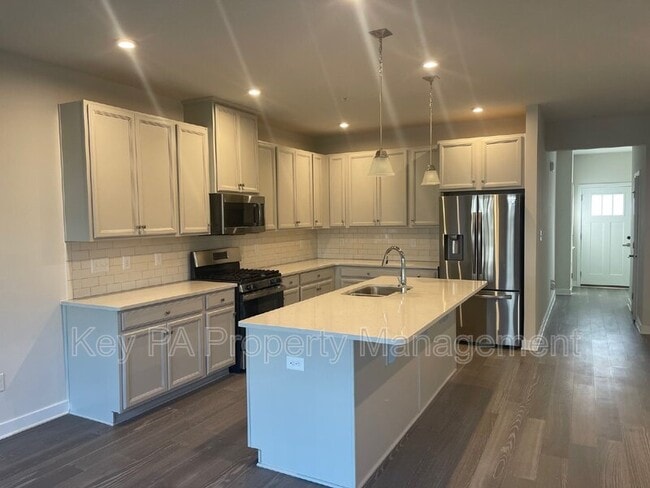 Building Photo - 205 Hibiscus Way