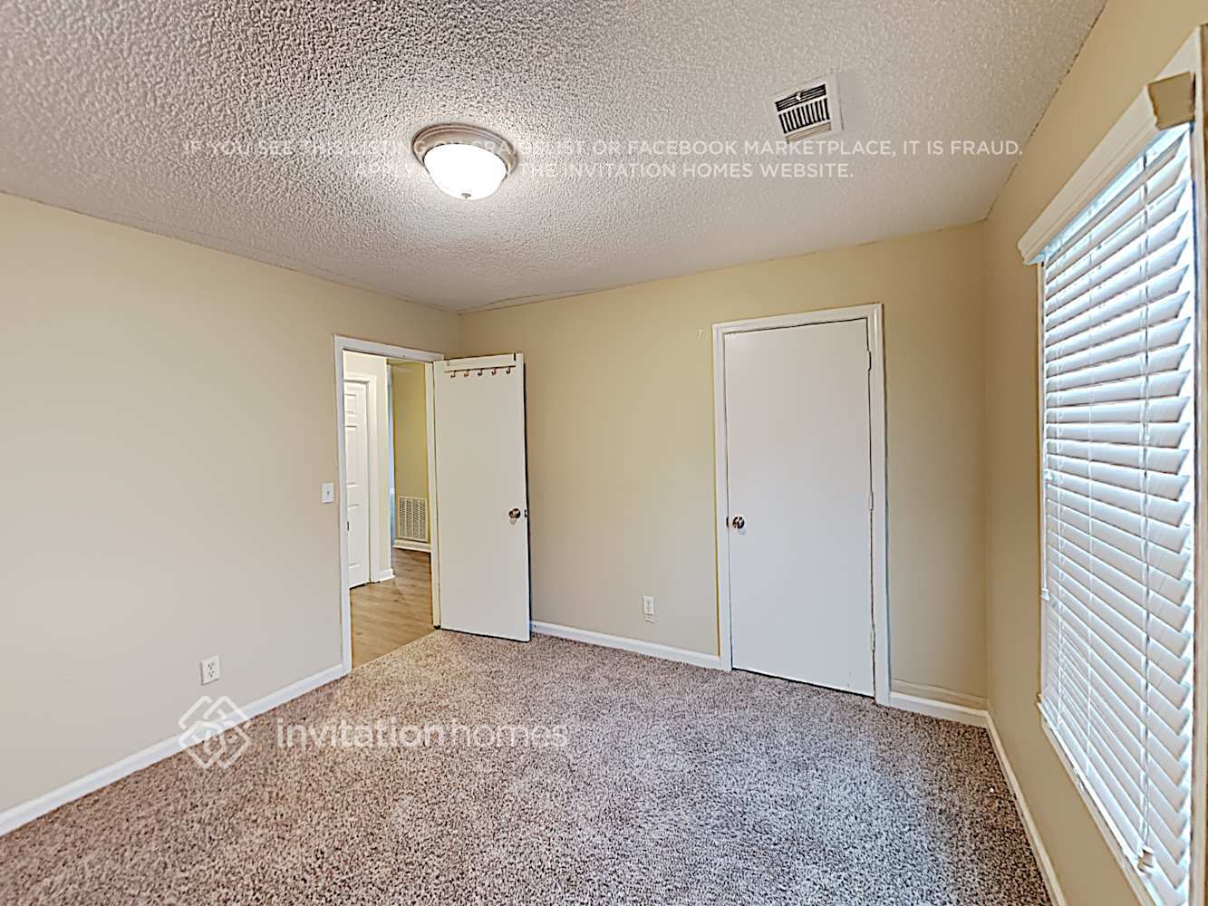 Building Photo - 5995 Bayside Dr NW