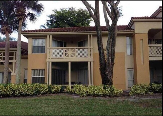 Building Photo - 4783 Via Palm Lakes