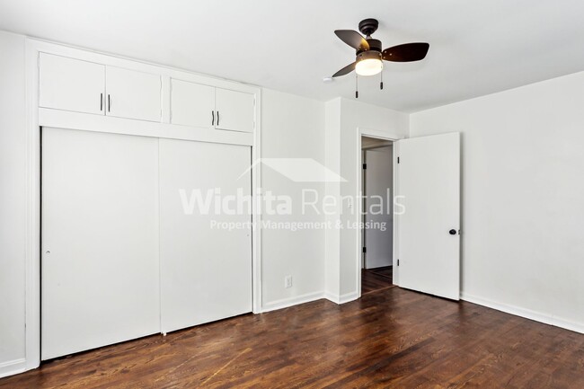 Building Photo - Remodeled 3 bedroom 1.5 bath home