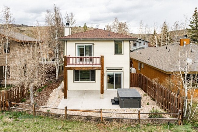 Building Photo - Blackhawk Station Comfortable 3-Bed