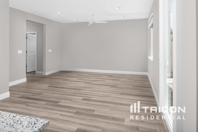 Building Photo - 11674 Venitia Ln