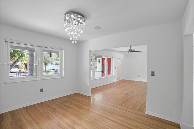 Building Photo - 1436 Mantua Ave