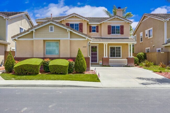 Primary Photo - Gorgeous Single Family Home for Rent