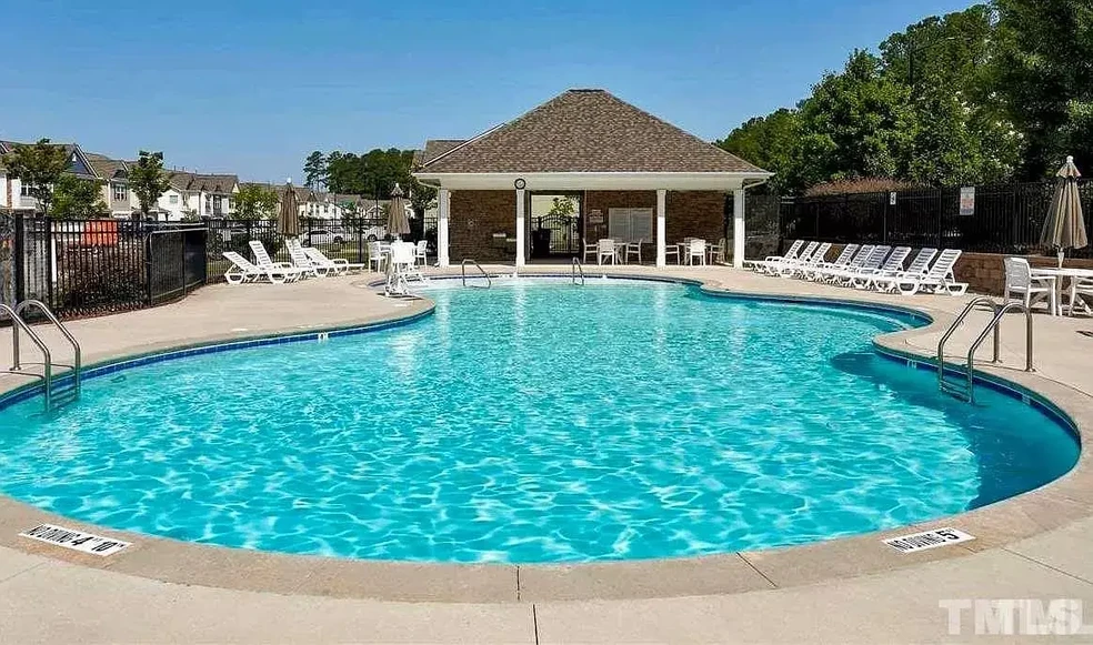 community Pool - 373 Durants Neck Ln