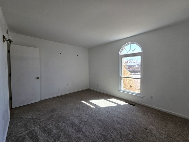 Building Photo - 506 Ridgecrest Ave