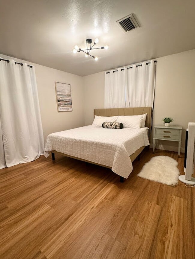 Building Photo - 3012 Justamere Ln