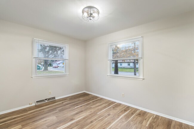 Building Photo - W166N9182 Grand Ave