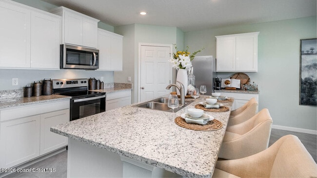 Building Photo - 6505 Topaz Dr