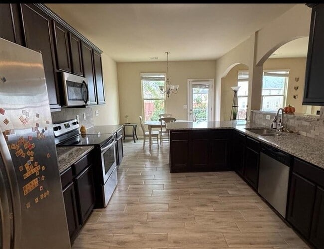 Building Photo - 3885 Nixon Grove Dr