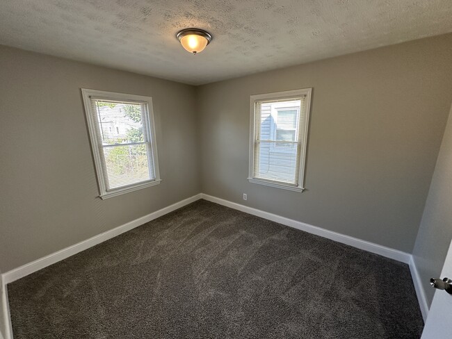 Bedroom 2 - 3035 Audubon Rd