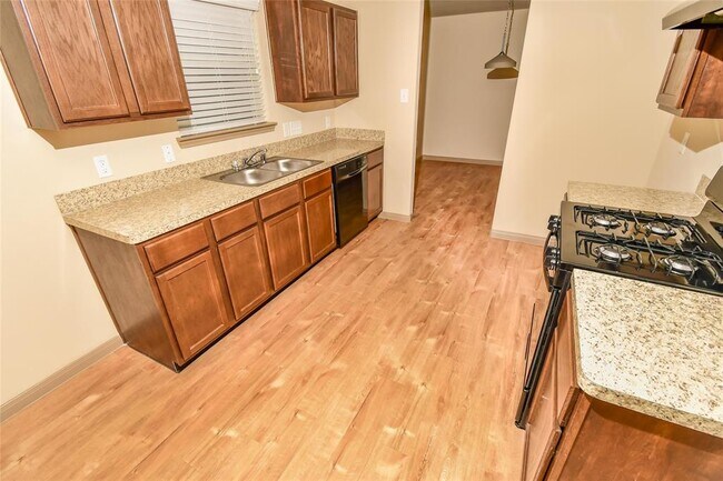 Building Photo - 2431 W Werrington Way