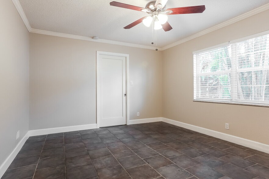 Building Photo - 3291 NW 65th St